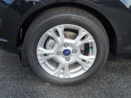 2014 ford fiesta se