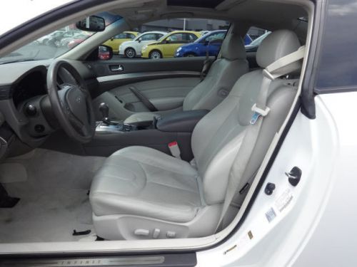 2010 infiniti g37 x