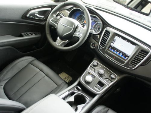 2015 Chrysler 200 C, US $32,125.00, image 4