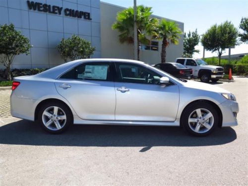 2014 toyota camry se