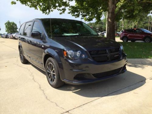 2014 dodge grand caravan avp/se