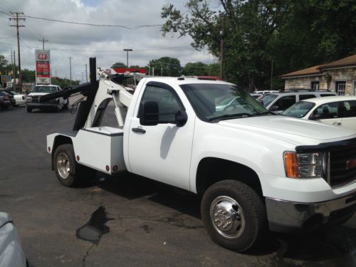 2009 g.m.c. 3500 standard cab self loader tow truck / wrecker