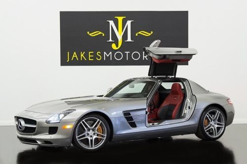 2012 sls amg, $229k msrp! alubeam silver on red, ceramic brakes, 1-owner, loaded