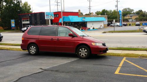 2003 honda odyssey lx- leather, dvd, rear air, heated seats - loaded and nice!