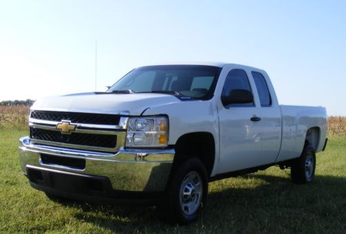 2011 chevrolet silverado 2500 hd wt ext. cab pickup 4x4 6.0l no reserve