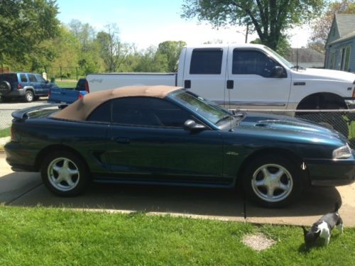 1996 ford mustang gt convertible 2-door 4.6l