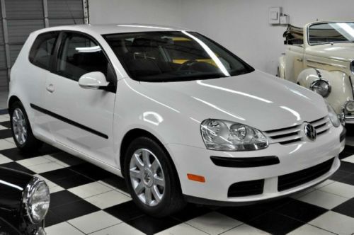 Only 3.400 miles !!!!!like brand new - certified autocheck - like golf 2010 2012