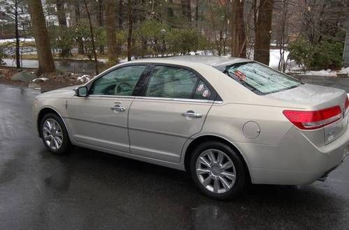 2010 lincoln mkz sedan 4-door 3.5l only 12775 miles dealer serviced garage-kept