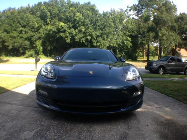 2011 - porsche panamera