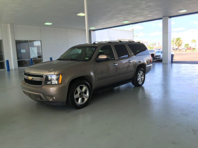 2007 Chevrolet Suburban LTZ, US $10,000.00, image 2