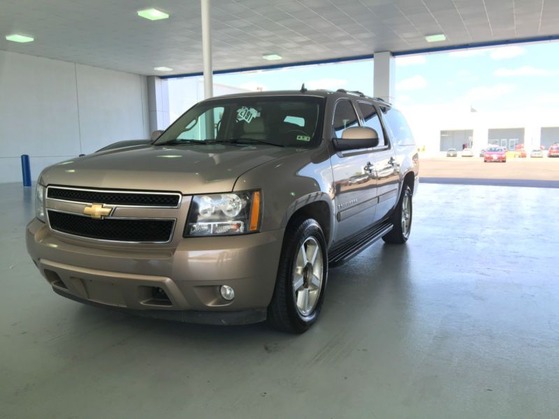 2007 Chevrolet Suburban LTZ, US $10,000.00, image 3