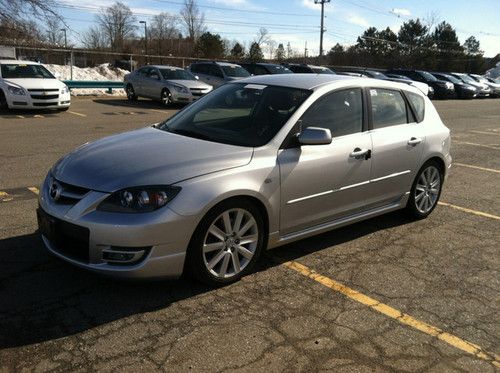 Turbocharged  6-speed manual alloy wheels