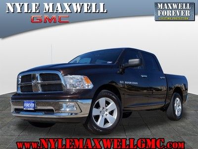 5.7l hemi 1 owner smoke free rear a/c vents power sliding rear window warranty