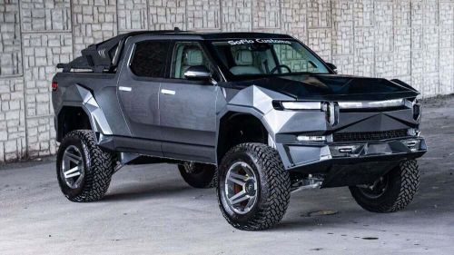 2023 rivian r1t launch edition awd 4dr crew cab 4.5 ft. sb