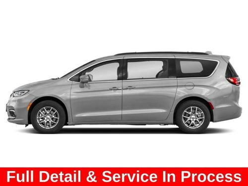 2022 chrysler pacifica limited