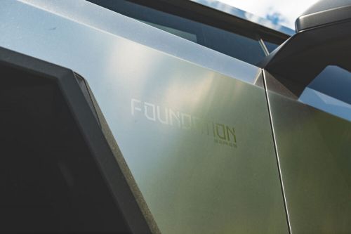 2024 Tesla Cybertruck 1-OWNER * ONLY 130 MILES, US $109,999.00, image 14