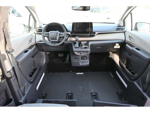 2023 Toyota Sienna XLE PLUS Mobility Handicap Van Handicap, US $84,999.00, image 13