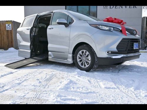 2023 Toyota Sienna XLE PLUS Mobility Handicap Van Handicap, US $84,999.00, image 32