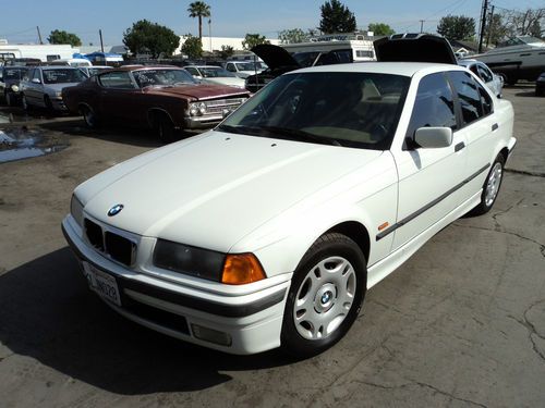 1997 bmw 318i base sedan 4-door 1.9l, no reserve