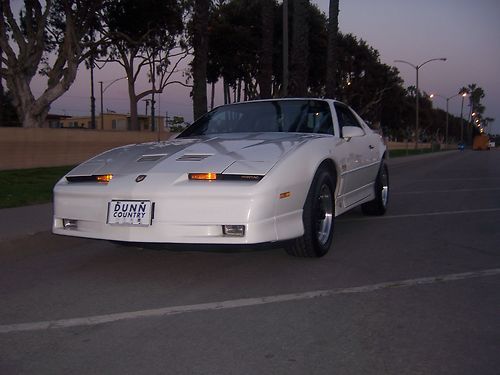 1989 pontiac trans am turbo pace car clone
