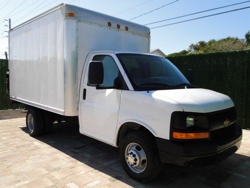 08 chevy box cutaway cargo work van truck g 3500 cut away very clean florida dri