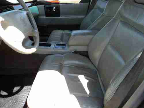 1995 Cadillac Seville SLS Sedan 4-Door 4.6L, NO RESERVE, image 4