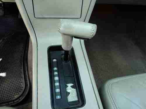 1995 Cadillac Seville SLS Sedan 4-Door 4.6L, NO RESERVE, image 11