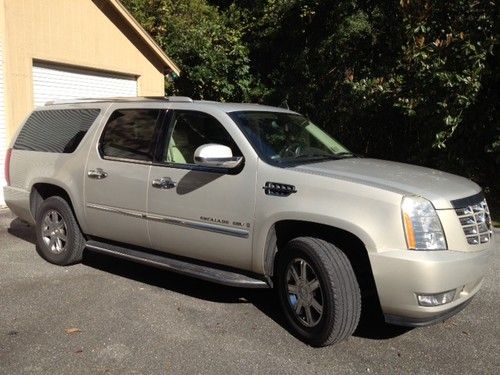 2007 cadilac escalade esv, rear bucket seats, dvd player, moon roof