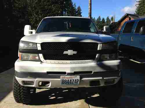 2003 Chevrolet Silverado 2500 HD LT Crew Cab Pickup 4-Door 6.6L, image 2