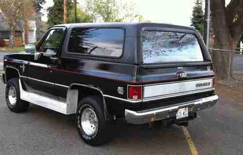 1982 CHEVY K-5 BLAZER RED INTERIOR NO RESERVE!!!!, image 4