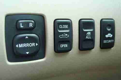 FLORIDA 1-OWNER, TOP OF LINE SLE V-6 MODEL, ONLY 48K LOW MILES, EXTRA CLEAN!, image 15