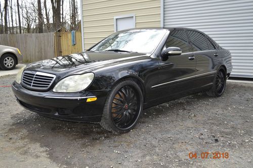 2000 black on black 22'' rims new tires audio input