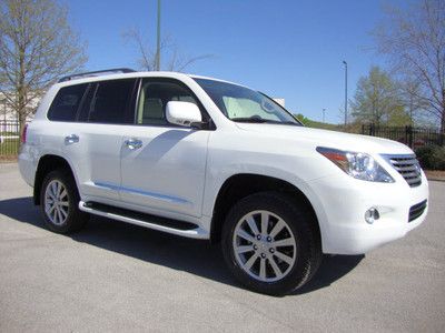 Lexus lx570 premium, 3rd row, dvd, nav, sat radio