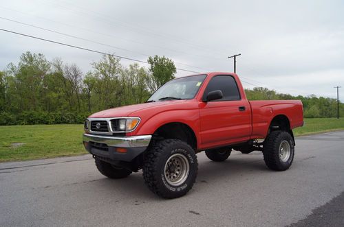 *no reserve* toyota tacoma reg cab pickup 5-speed manual 4x4 2.7l lifted