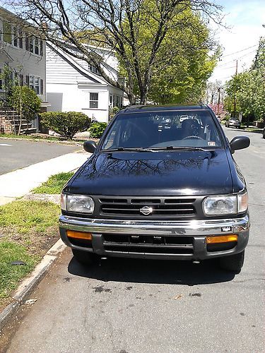 1998 nissan pathfinder se sport utility 4-door 3.3l. 4x4, automatic