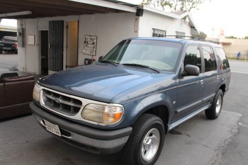 1998 ford explorer xlt sport utility 4-door 5.0l  (((((((no reserve)))))) nr