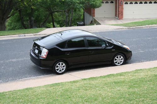 2008 low miles prius touring black/bluetooth/sirius/new tires &amp; battery