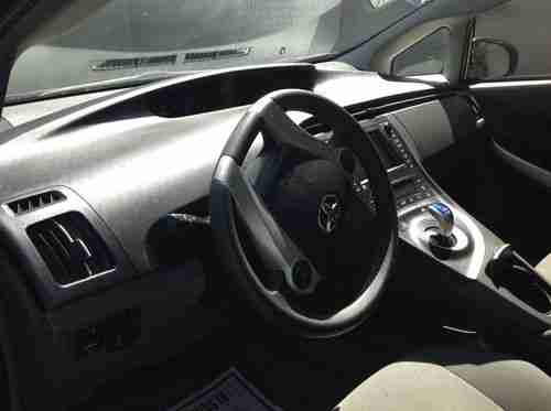 2011 Toyota Prius Base Hatchback 4-Door 1.8L, US $15,750.00, image 4