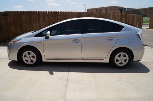 2010 toyota prius base hatchback 4-door 1.8l