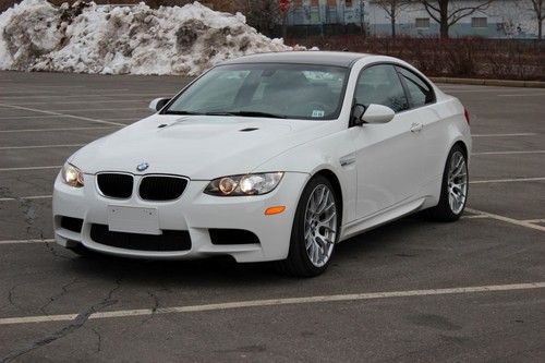 2011 bmw m3 coupe 6spd white/black cf roof comp pkg nav loaded