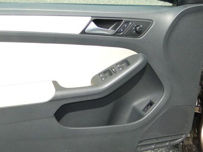 2011 VOLKSWAGEN JETTA SE SALVAGE REPAIRED, REBUILT SALVAGE TITLE, REPAIRABLE, US $10,900.00, image 35