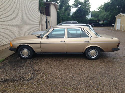 1984 Mercedes Benz 300D Turbo Diesel Euro Model, image 3