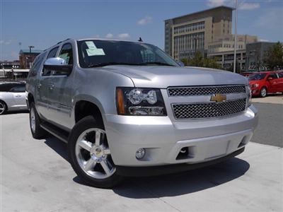 New 2013 chevrolet suburban 4x4 lt towing dvd silver/titanium - no export