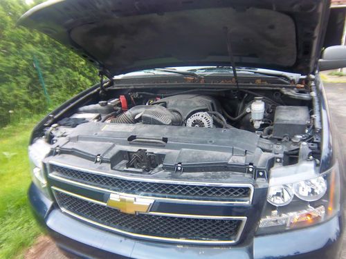 2008 Chevrolet Suburban 2500 LS Sport Utility 4-Door 6.0L, US $8.00, image 4