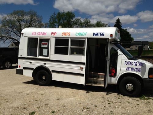 2003 chevrolet g-3500 school bus chasis ice cream truck 6.0l v-8 lots or room!!