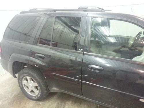 2004 chevrolet trailblazer lt sport utility 4-door 4.2l damaged, repairable.