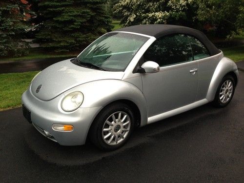 Vw beetle convertible - dark flint edition - low mileage - clean car