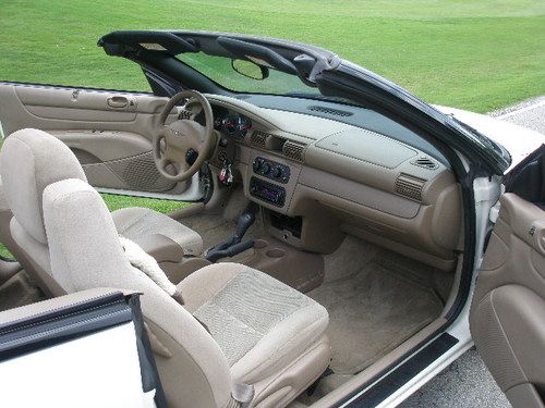 2004 CHRYSLER SEBRING CONVERTIBLE, WHITE, NEW TOP, image 6