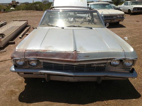 1965 Chevrolet Impala convertible, image 3