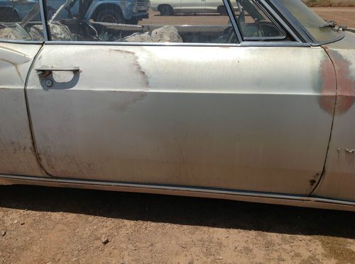 1965 Chevrolet Impala convertible, image 16